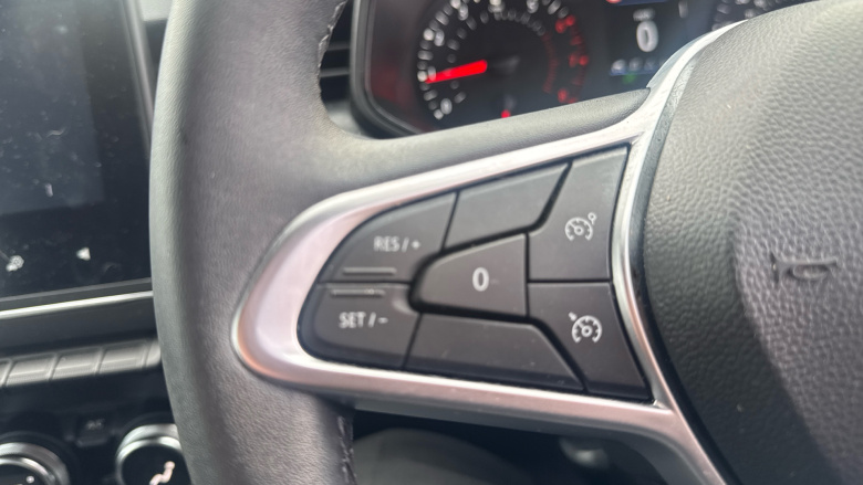 Renault Clio 1.0 TCe 90 Iconic 5dr Petrol Hatchback